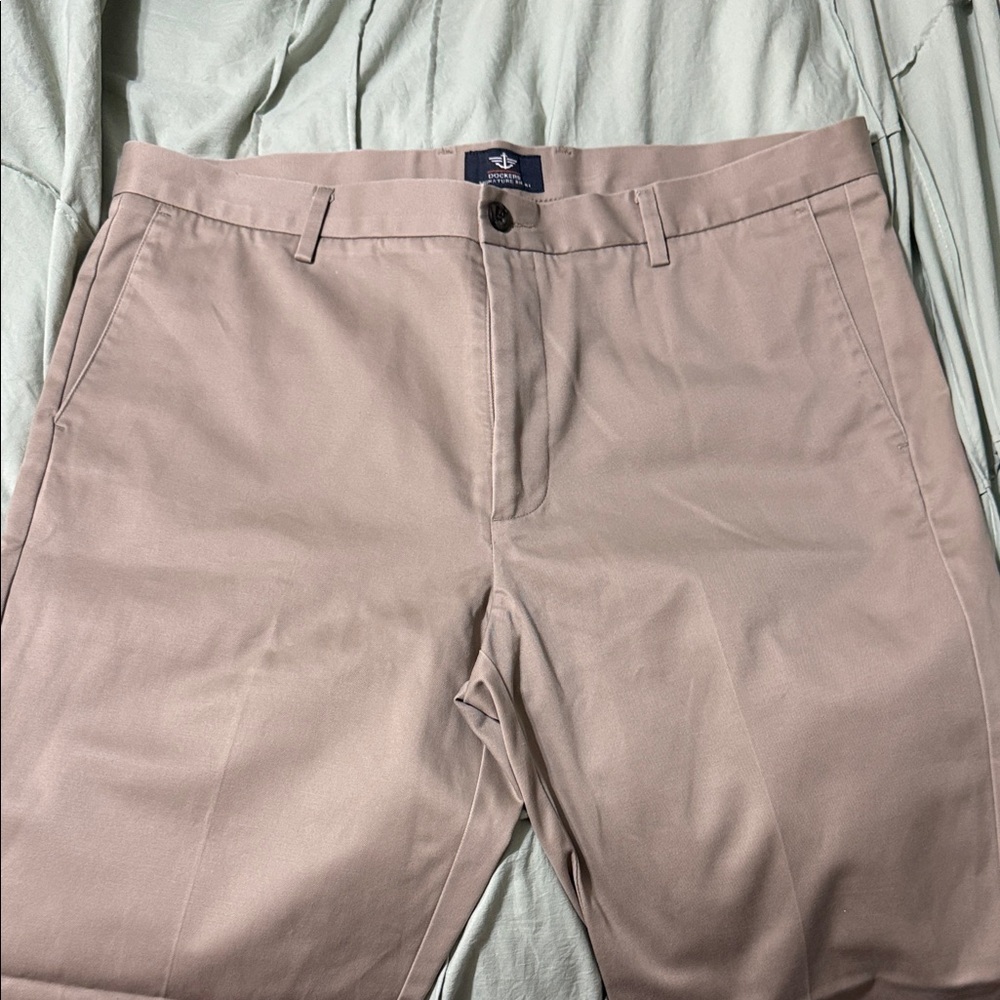 Dockers slim fit Men's Casual Chino Pants in Light Mauve - 38x30